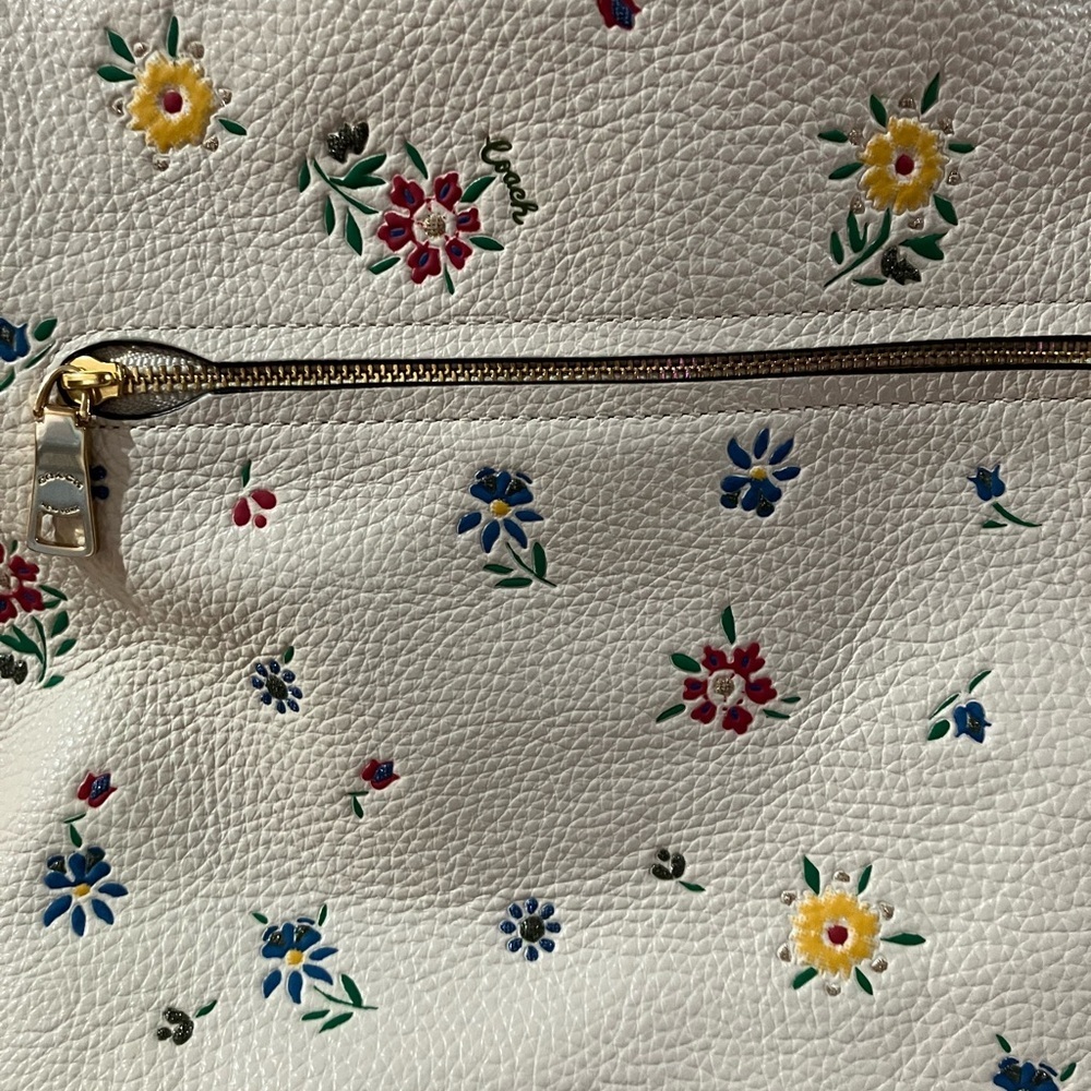 NWOT Coach Rori Cream Shoulder Bag Wild Meadow Print - Picture 6 of 8